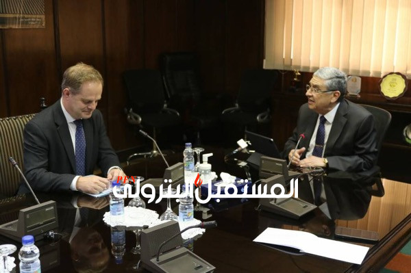 شاكر يبحث مع شركات بريطانية زيادة فرص الاستثمار في مصر