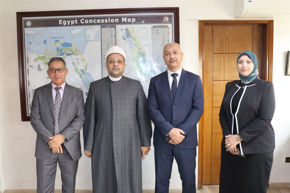 b1b02430-c326-48e4-bf97-ef22a152dcf4