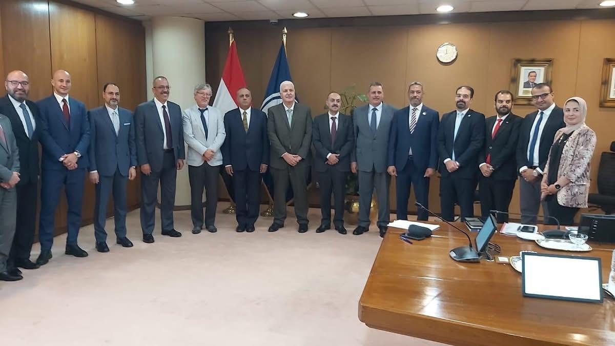 e5fa19bb-8fc0-4a54-a4d5-535aeb03e319