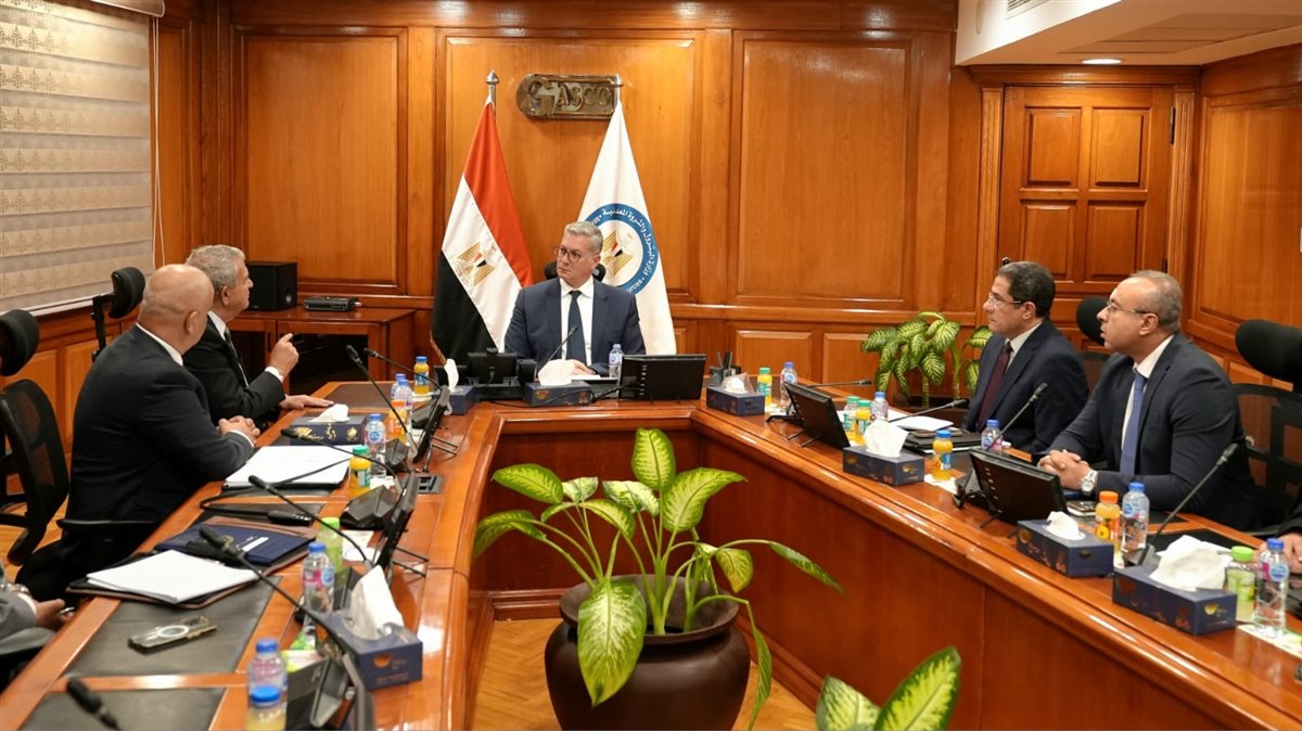 565f4a5f-0435-4d92-a533-2bc4cfbfc556