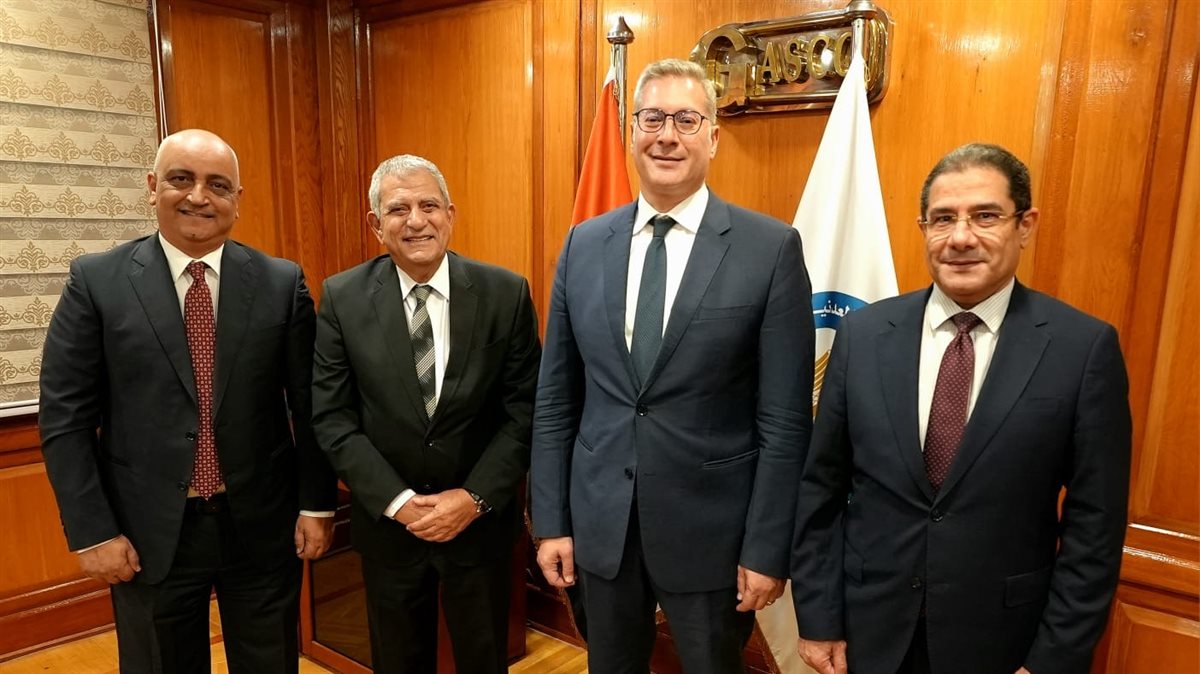 692151da-8c6c-4c70-8646-62b34f6e2665