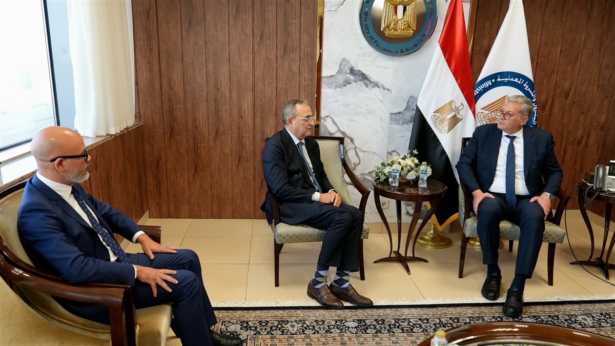 2348b61a-ccd3-4cea-9ea1-a5ab01292893