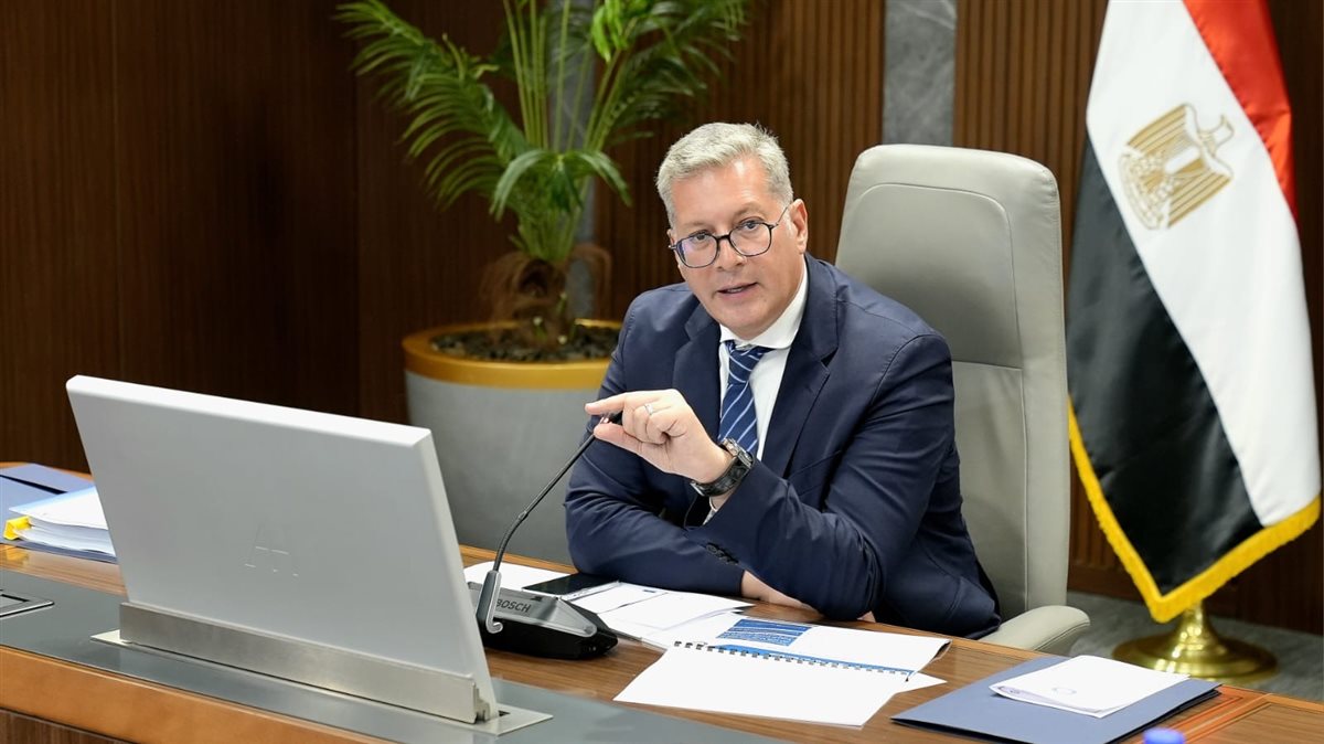 ee8b0edc-9087-4148-bf45-095fc34686ea