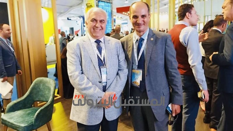مصطفى حسين وهندي