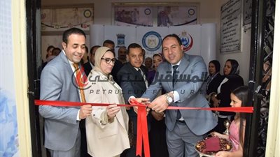 سيدبك وإيلاب يفتتحان المستشفى القبطى بالإسكندرية بعد تطويرها