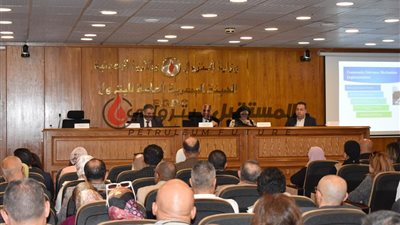 هيئة البترول تنظم ورشة عمل للمسئولية المجتمعية    
