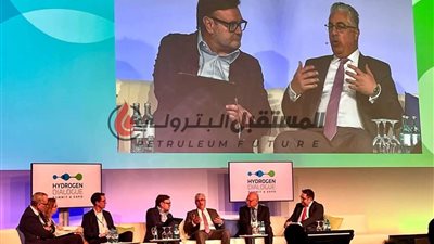 رئيس اقتصادية قناة السويس متحدث رئيسي بقمة ومعرض 