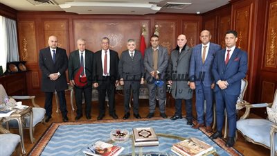 الفريق ربيع يبحث سبل التعاون المشترك مع وفد شركة إعمار ليبيا القابضة و ممثلي عدد من الموانئ الليبية 