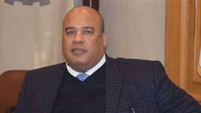 القبض على ايمن العشري بمطار المدينة المنورة بالسعودية