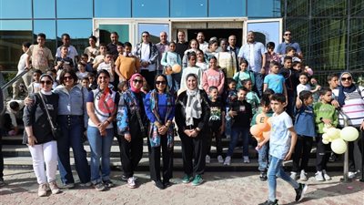 القابضة للبتروكيماويات تحتفل بيوم اليتيم