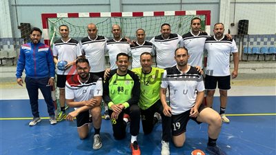 النصر للبترول يتصدر أول مجموعة دورى قطاع البترول لكرة اليد 