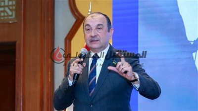 وزير قطاع الأعمال العام يلتقى مع رؤساء الشركات حول استراتيجية العمل نحو تحقيق الاستدامة