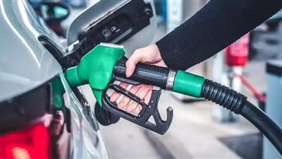 أسعار المحروقات لن تتأثر بفرض ضريبة 10% على البترول الخام