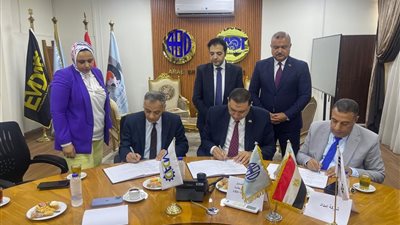 النيل للبترول توقع عقد مع أمداد لتوريد طلبمات خدمه وتموين السيارات