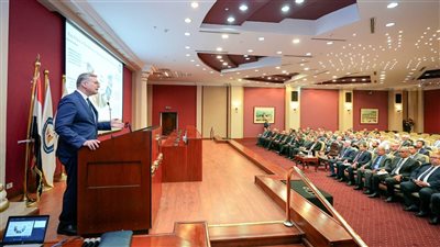 بدوي يلتقي مع عدد من رؤساء الشركات العالمية لتعزيز الشراكات الاستراتيجية