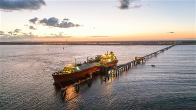 البترول تٌعلن تصدير شحنة غاز إلى إيطاليا من ادكو