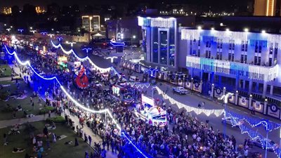 شركات البترول تشارك فى موكب عربات الزهور احتفالا بعيد السويس القومى