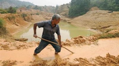 أوروبا تحاول الإفلات من قبضة الصين على المعادن الحيوية