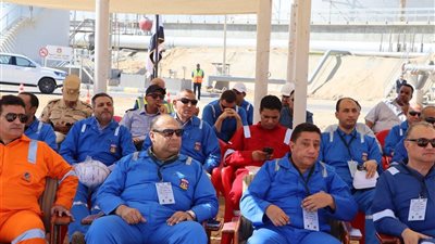 بتروسيف وويبكو ينفذان مناورة بحرية بميناء الحمراء لمحاكاة مكافحة التلوث البحرى