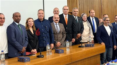 بالصور: عجيبة للبترول تكرم محمد مصطفى بعد توليه الشؤون الإدارية بجابكو