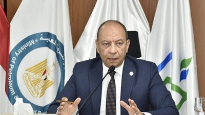 لتطوير بيئة العمل: جويد يلتقي العاملين بمودرن جاس