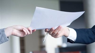 وصول خطابات زيادة البدلات لشركات البترول