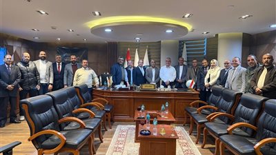 نقابة البترول تنهي إيقاف رشاد علي عضو نقابة بتروجت وعودته للعمل النقابي