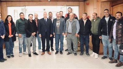 رئيس «أنابيب البترول» يلتقي العاملين الأقباط ويقدم التهنئة بمناسبة عيد الميلاد المجيد