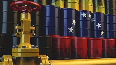 التحركات الأمريكية في فنزويلا قد تدعم إنتاج النفط على المدى الطويل
