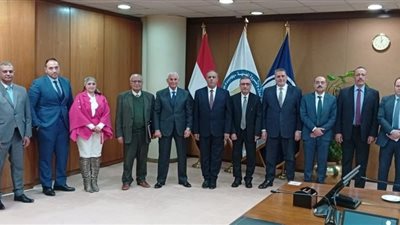 مناقشة خطط موازنات بتروسيلة والواحة للعام المالى الحالى والقادم وخطة الخمس سنوات