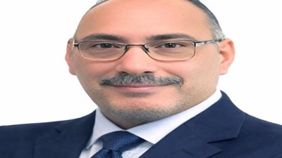 هشام عياد يكتب: قراءة في مرحلة مفصلية بوزارة البترول