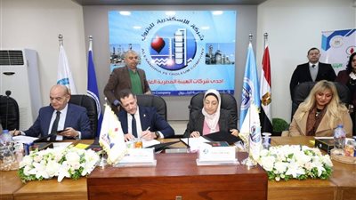 بروتوكول تعاون بين شركة بترومنت و شركة الاسكندرية للبترول و دار الاورمان للمشاركة في تنفيذ مشروع اعمار قرية طيبة بالاسكندرية.