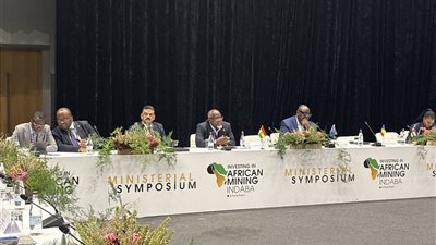 وزارة البترول تشارك في المائدة المستديرة لوزراء التعدين الأفارقة وتعقد لقاءات مكثفة بمستثمرى التعدين فى مؤتمر إندابا