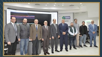  *رئيس القابضة للغازات الطبيعية يتفقد مركز التحكم في الشبكة القومية للغاز*