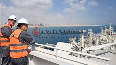 رئيس الوزراء يتفقد ميناء سوميد البترولي بالعين السخنة