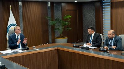 عقب موافقة مجلس الوزراء.. وزير البترول والثروة المعدنية يبحث تنفيذ #المسح_الجوي الشامل للمعادن في مصر*