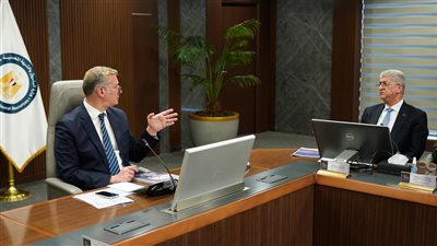 وزير البترول يشهد اعمال الجمعية العامة لشركة بتروجت 