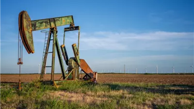 ارتفاع أسعار الطاقة العالمية مع تعطل الشحن وإنتاج النفط والغاز بسبب الصراع الإيراني