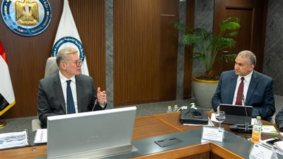  ⁠«محمد مرزوق» :  تم استلام وتدفيع نحو 2300 مليار قدم مكعب من الغاز الطبيعي عبر الشبكة القومية، لتلبية احتياجات السوق المحلي.