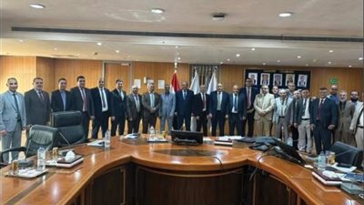 جنوب الوادي تتابع خطط زيادة الإنتاج وتدعو لضخ استثمارات جديدة