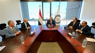 وزير البترول يبحث مع إكسون موبيل العالمية آليات تنفيذ مذكرة التفاهم لربط اكتشافات الشركة في قبرص بالبنية التحتية المصرية