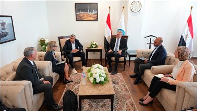 وزير البترول يبحث مع الرئيس التنفيذي لشركة «فيلوكس» الأسترالية فرص الاستثمار في قطاع التعدين بمصر