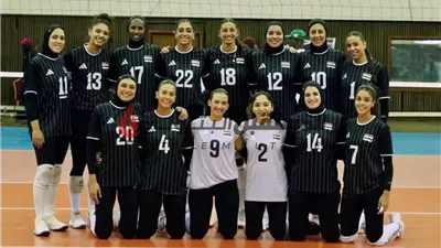 منتخب مصر للكرة الطائرة سيدات يتوج ببطولة أفريقيا ويتأهلن للاولمبياد وكأس العالم