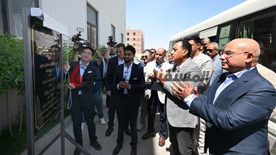 رئيس الوزراء يفتتح مصنع 