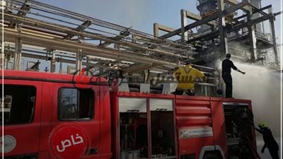 السيطرة على حريق أعلى برج التقطير بشركة الإسكندرية للبترول