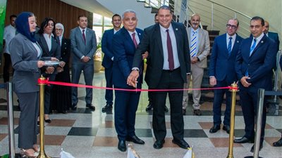 كارجاس تفتتح معرضاً لزيوت السيارات بمقر  شركة غاز مصر