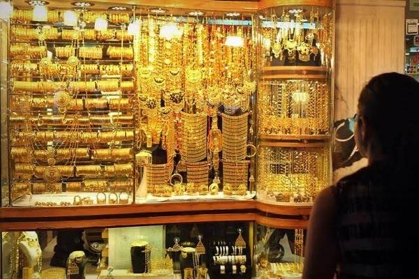 أسعار الذهب ترتفع 5 جنيهات فى سوق الصاغة وعيار 21 يسجل 833 جنيها للجرام