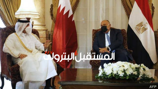 أمير قطر يستقبل وزير الخارجية حاملا رسالة من الرئيس السيسى