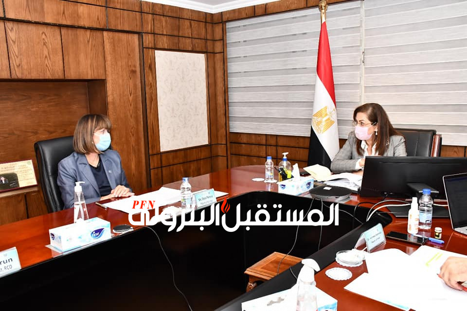 وزيرة التخطيط تبحث مستجدات مشروع "استراتيجية تمويل أهداف التنمية المستدامة في مصر" مع المنسق المقيم للأمم المتحدة