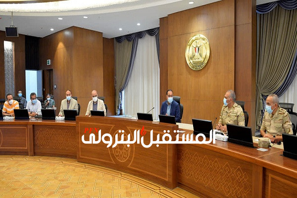 رئيس الوزراء يبدأ جولته بالعاصمة الإدارية الجديدة باجتماع في مقر المجلس بالحي الحكومي